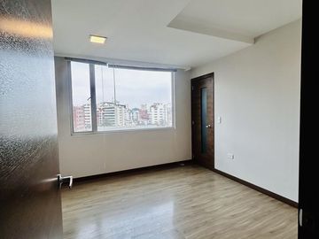Departamento en Venta Av Orellana