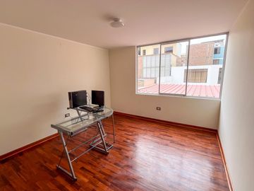 Casa en Cercado | VENTA