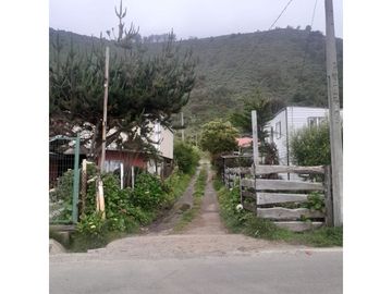 VENTA DE CASA EN  PLAYA CURIÑANCO
