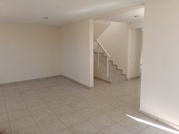 CASA NUEVA CON RECAMARA EN PLANTA BAJA Y JARDIN CERCA DE CRUZ DEL SUR PUEBLA