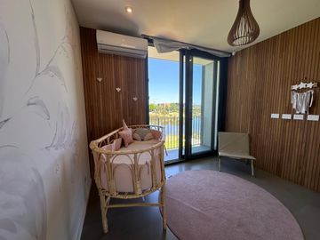 VENTA CASA 6 ambientes en Barrio Acacias - Puertos del Lago