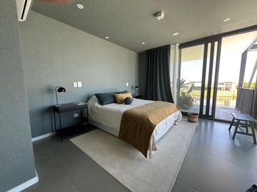 VENTA CASA 6 ambientes en Barrio Acacias - Puertos del Lago