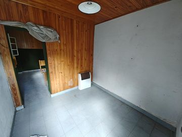 Casa en  venta en G. de Laferrere