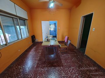 Casa en  venta en G. de Laferrere