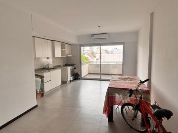 Venta Departamento 2 ambientes con cochera y baulera en  Boedo