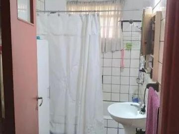 Casa en venta - 4 Dormitorios 2 Baños - Cochera - 210Mts2 - Ituzaingó