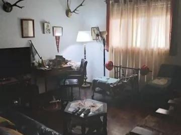 Casa en venta - 4 Dormitorios 2 Baños - Cochera - 210Mts2 - Ituzaingó