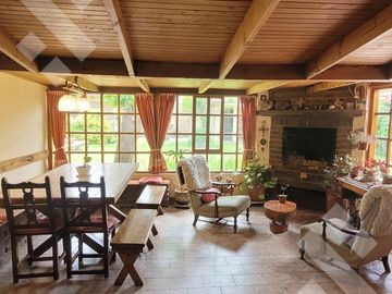 Venta casa 4 dorm. Canal V Neuquen -