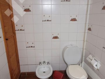 Venta casa 4 dorm. Canal V Neuquen -
