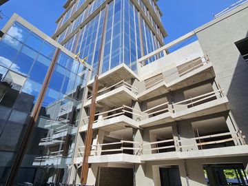 Departamento de 2 ambientes en una torre de lujo
