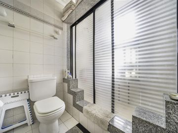 Bogado 4500, Casa 5 Ambientes, En lote propio con Jardín, 3 niveles, Almagro