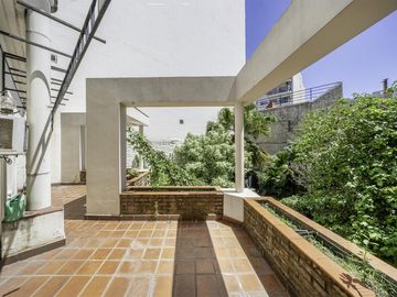 Bogado 4500, Casa 5 Ambientes, En lote propio con Jardín, 3 niveles, Almagro