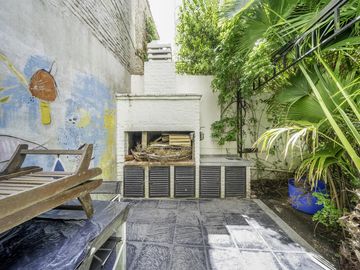 Bogado 4500, Casa 5 Ambientes, En lote propio con Jardín, 3 niveles, Almagro