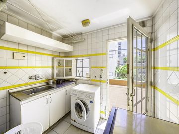 Bogado 4500, Casa 5 Ambientes, En lote propio con Jardín, 3 niveles, Almagro