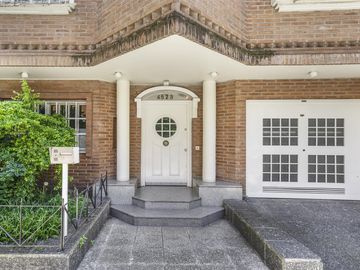 Bogado 4500, Casa 5 Ambientes, En lote propio con Jardín, 3 niveles, Almagro