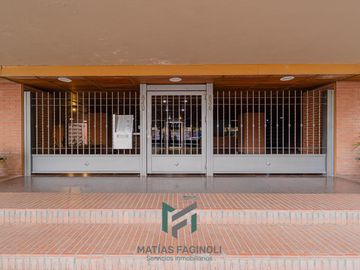 Vendo ! Departamento con Cochera en Barrio Nueva Cordoba