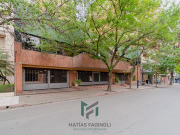 Vendo ! Departamento con Cochera en Barrio Nueva Cordoba