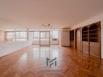 Vendo ! Departamento con Cochera en Barrio Nueva Cordoba