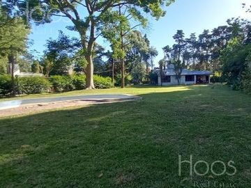 Hermosa casa 4 amb en lote de 3500m2 - Del Viso- Pilar