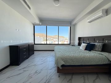 CASA EL VENTA EN  LOMAS UNIVERSIDAD