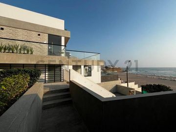 TU VERANO EN PLAYA CABALLEROS Y DE ESTRENO!!!