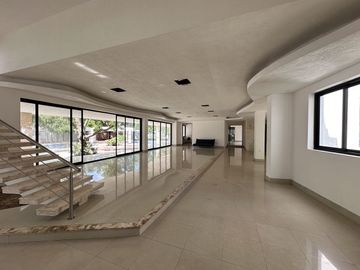 En venta casona remodelada en zona centro de Mérida