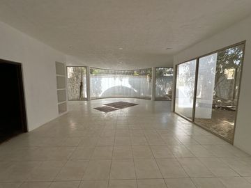 En venta casona remodelada en zona centro de Mérida