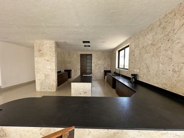 En venta casona remodelada en zona centro de Mérida