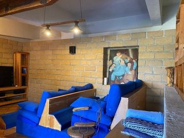 CASA EN VENTA EN VALLE DE BRAVO