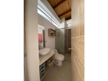 CASA EN VENTA EN CONDOMINIO LAS MERCEDES JAMUNDI JD/CW:8002870