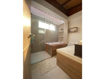 CASA EN VENTA EN CONDOMINIO LAS MERCEDES JAMUNDI JD/CW:8002870