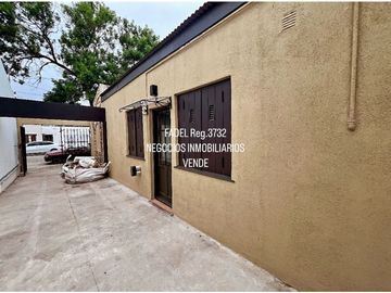 POMPEYA Chalet en PH al frente 4 ambientes Reciclado