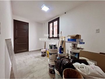 POMPEYA Chalet en PH al frente 4 ambientes Reciclado
