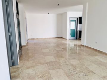 Casa en Fraccionamiento en Lomas de Jiutepec Jiutepec - ROQ-1259-Fr