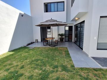VENTA DE CASAS NUEVAS EN RESIDENCIAL VIENA MOD. ALBERTINA METEPEC