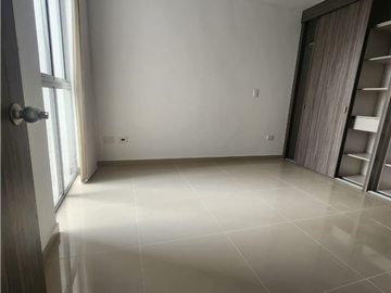 Apartamento Piso 10 en Metropolitan Club Residencial, Dosquebradas