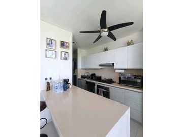 VENDO EXCLUSIVO APARTAMENTO, 116MTS. ALTOS DE MONTICHELLO