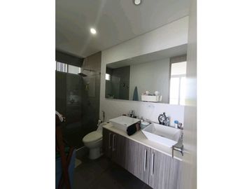 VENDO EXCLUSIVO APARTAMENTO, 116MTS. ALTOS DE MONTICHELLO