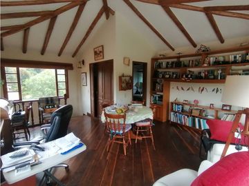 Casa Campestre con Casa Auxiliar Tenjo