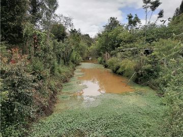 Casa Campestre con Casa Auxiliar Tenjo