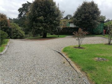 Casa Campestre con Casa Auxiliar Tenjo