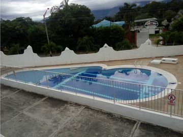 SE VENDE APARTAMENTO EN MELGAR