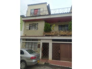 se vende casa comercial