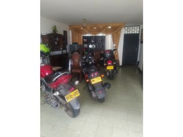 se vende casa comercial