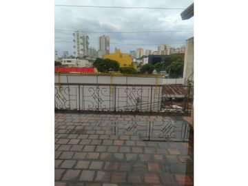 se vende casa comercial