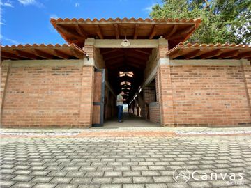 Finca Vía Rionegro - Carmen Viboral