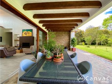 Finca Vía Rionegro - Carmen Viboral