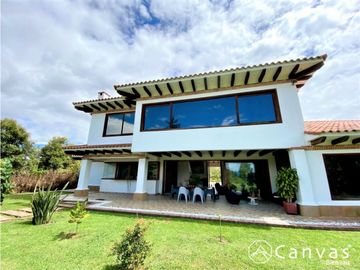 Finca Vía Rionegro - Carmen Viboral
