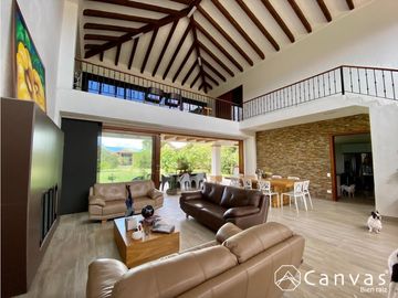 Finca Vía Rionegro - Carmen Viboral