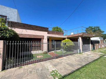 Casa PH en venta en Ituzaingo Norte